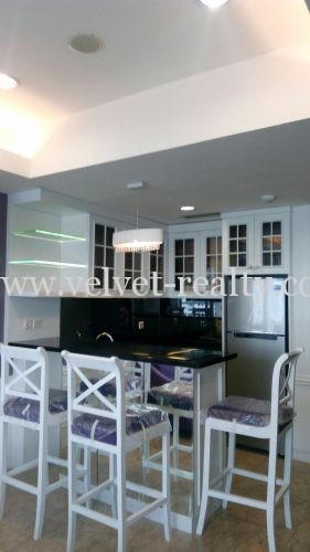 Disewakan Apt. The Royale SpringHill 1BR Luas 79m2 Full Furnished #VR418