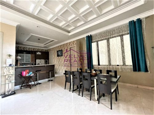 Dijual Rumah Classic Design Interior Puri Jimbaran Ancol #VR1039