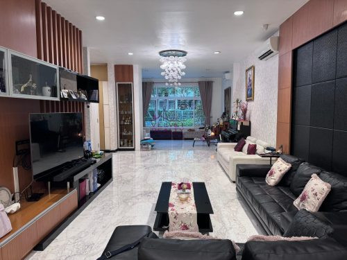 Dijual Townhouse Springhill Golf Residence 4 Lantai Furnished #VR1069