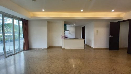 Disewakan Apartemen The Royale Springhill Kemayoran 2+1BR Luas 165m2 #VR800