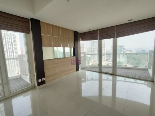 Dijual Apartemen The Royale Springhill Kemayoran 2BR Luas 165m2 #VR1084