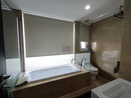 Dijual Apartemen The Royale Springhill Kemayoran 3+1BR Luas 196m2 #VR1082