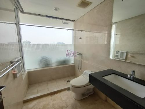 Dijual Apartemen The Royale Springhill Kemayoran 2BR Luas 165m2 #VR1084