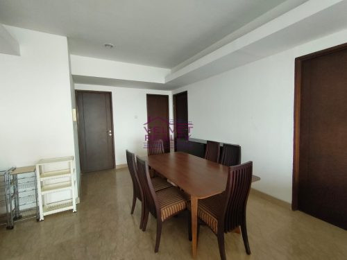 Disewakan Apartemen The Royale Springhill Kemayoran 3+1BR Luas 196m2 #VR1088