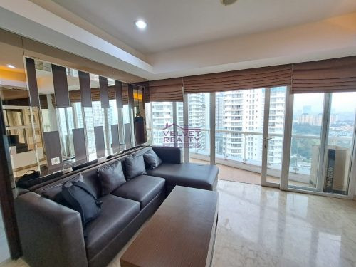 Dijual Apartemen The Royale Springhill Kemayoran 2+1BR Luas 165m2 #VR1089