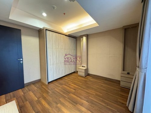 Dijual Apartemen The Royale Springhill Kemayoran 1BR Luas 79m2 #VR1091