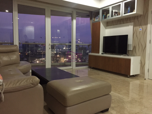 Disewakan Apartemen The Royale Springhill Kemayoran 3+1BR Luas 196m2 #VR303