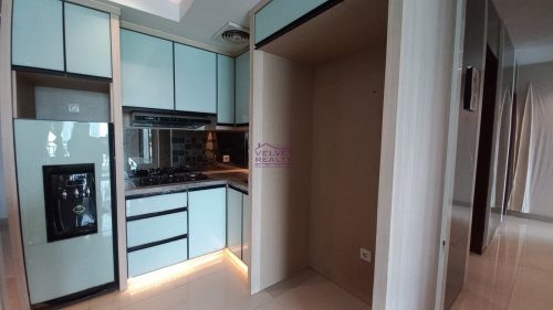 Disewakan Apartemen Springhill Terrace Kemayoran 3+1BR Luas 100m2 #VR1103