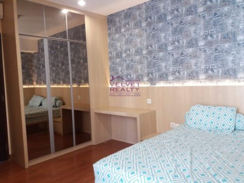 Disewakan Apartemen The Royale Springhill Kemayoran 3+1BR Luas 196m2 #VR1100