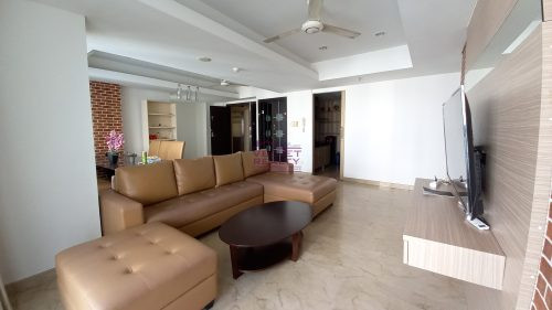 Disewakan Apartemen The Royale Springhill Kemayoran 3+1BR Luas 192m2 #VR1107