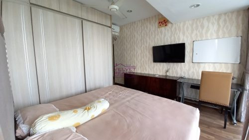 Disewakan Apartemen The Royale Springhill Kemayoran 3+1BR Luas 192m2 #VR1107