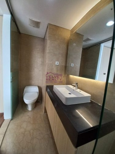 Disewakan Apartemen Springhill Royale Suites Kemayoran 2BR Luas 119m2 #VR1064 #VR1064