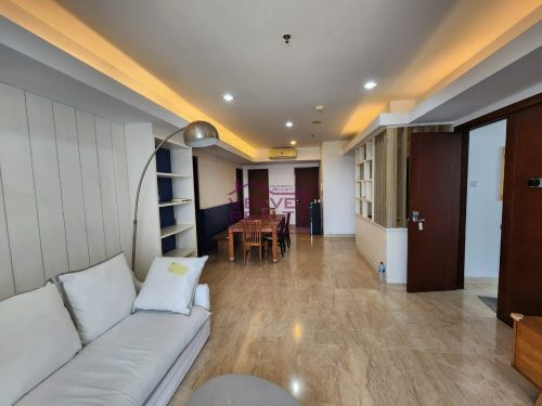 Disewakan Apartemen The Royale Springhill Kemayoran 3+1BR Luas 196m2 #VR1116