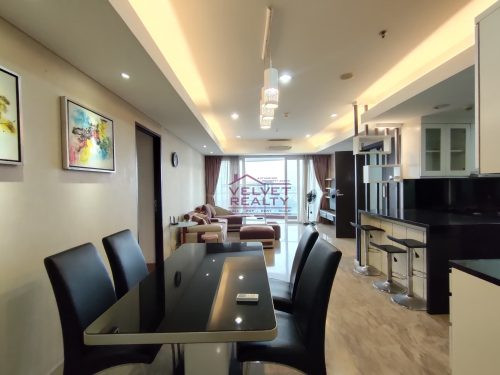 Disewakan Apartemen The Royale Springhill Kemayoran 3+1BR Luas 196m2 #VR1122