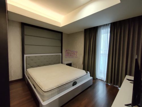 Disewakan Apartemen Royale Springhill Residences Kemayoran 1BR Luas 79m2 #VR950