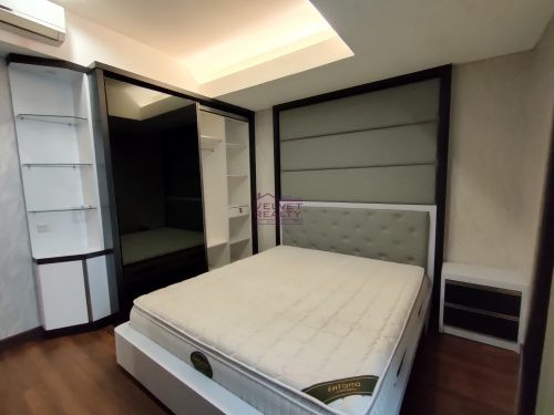 Disewakan Apartemen Royale Springhill Residences Kemayoran 1BR Luas 79m2 #VR950