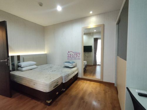 Disewakan Apartemen The Royale Springhill Kemayoran 3+1BR Luas 196m2 #VR1122