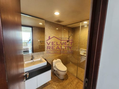 Dijual Apartemen The Royale Springhill Kemayoran 2BR Luas 119m2 #VR1125