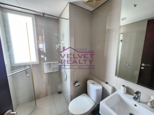 Disewakan Apartemen Royale Springhill Residences Kemayoran 3+1BR Luas 196m2 #VR1129
