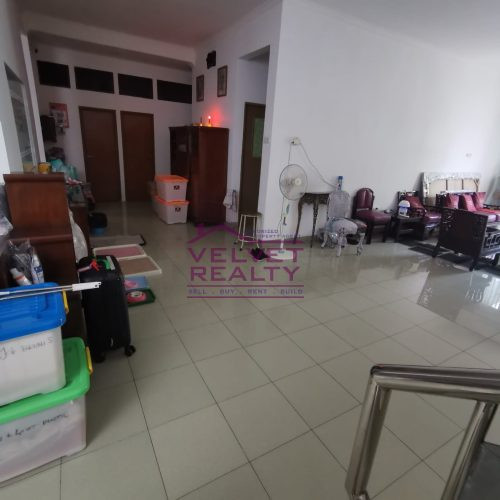 Dijual Rumah Griya Inti Sentosa Luas 300m2 2 Lantai #VR1134