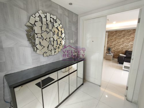 Disewakan Apartemen Royale Springhill Kemayoran 3+1BR Luas 196m2 #VR1133