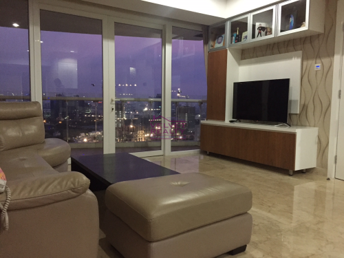 Dijual Apartemen The Royale Springhill Kemayoran 3+1BR Luas 196m2 #VR303