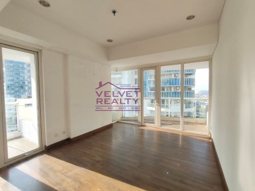 Disewakan Apartemen Royale Springhill Kemayoran 2+1BR Luas 165m2 #VR1130