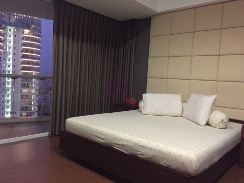 Dijual Apartemen The Royale Springhill Kemayoran 3+1BR Luas 196m2 #VR303
