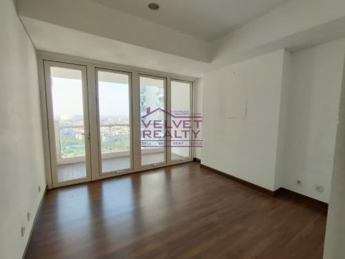Disewakan Apartemen Royale Springhill Kemayoran 2+1BR Luas 165m2 #VR1130