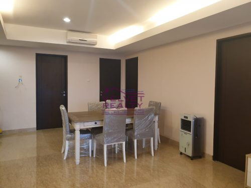 Dijual Apartemen Royale Springhill Kemayoran 3+1BR Luas 196m2 #VR1138