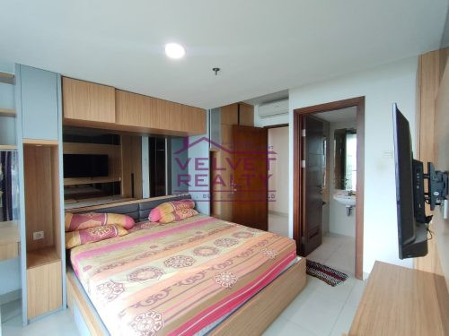 Disewakan Apartemen Springhill Terrace Kemayoran 3+1BR Luas 100m2 #VR331