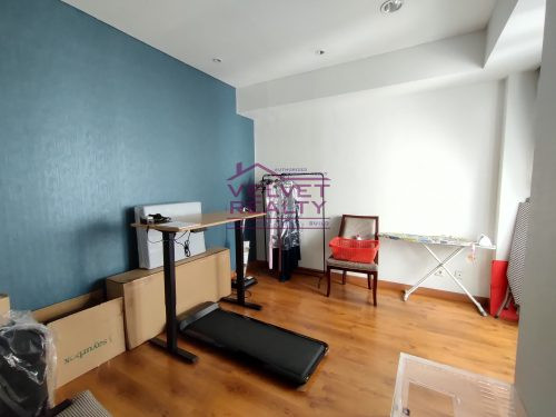 Disewakan Apartemen Royale Springhill Kemayoran 2+1BR Luas 196m2 #VR1137