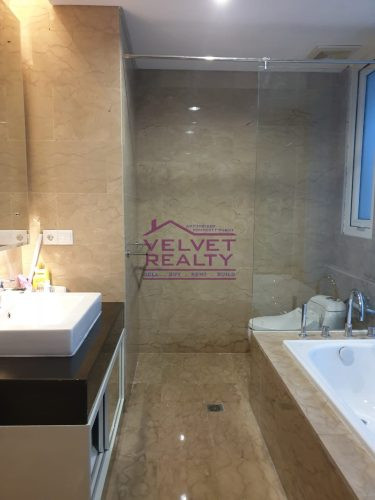 Dijual Apartemen Royale Springhill Kemayoran 3+1BR Luas 196m2 #VR1138