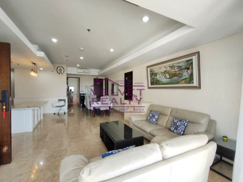 Disewakan Apartemen Royale Springhill Kemayoran 3+1BR Luas 196m2 #VR1141
