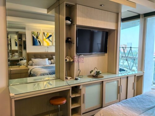 Disewakan Apartemen Royale Springhill Kemayoran 1BR Luas 73m2 #VR1074