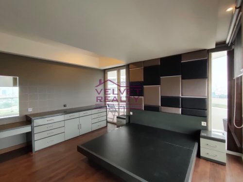 Dijual Apartemen Royale Springhill Kemayoran 2+1BR Luas 196m2 #VR1142