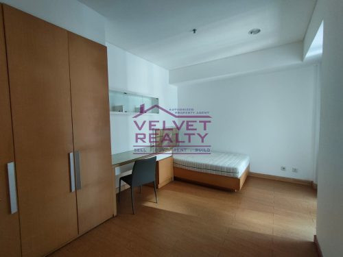 Dijual Apartemen The Royale Springhill Kemayoran 3+1BR Luas 196m2 #VR303