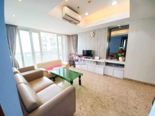 Disewakan Apartemen Royale Springhill Kemayoran 2BR Luas 119m2 #VR1027