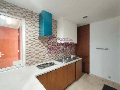 Dijual Apartemen The Royale Springhill Kemayoran 3+1BR Luas 196m2 #VR303 #VR303