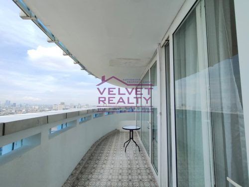 Disewakan Apartemen Royale Springhill Kemayoran 2BR Luas 119m2 #VR942