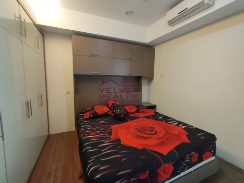 Disewakan Apartemen Royale Springhill Kemayoran 1BR Luas 79m2 #VR1150