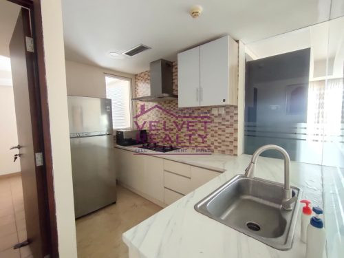 Disewakan Apartemen Royale Springhill Kemayoran 3+1BR Luas 196m2 #VR1156